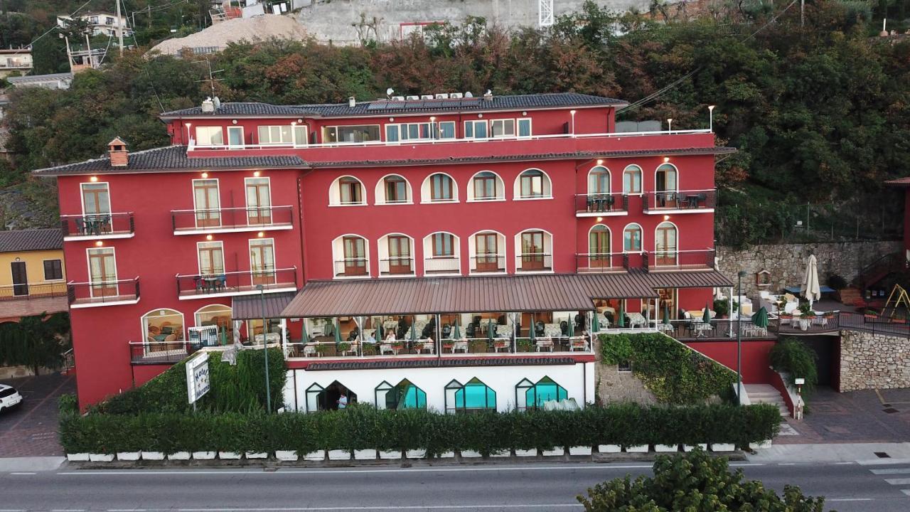 Hotel Merano Бренцоне-суль-Гарда Екстер'єр фото